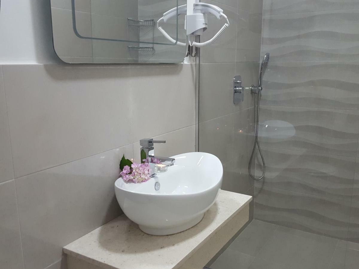 Guesthouse Laterna Herceg Novi Eksteriør bilde